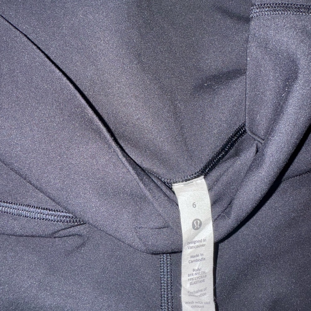 Lulu align leggings! - Picture 4 of 4